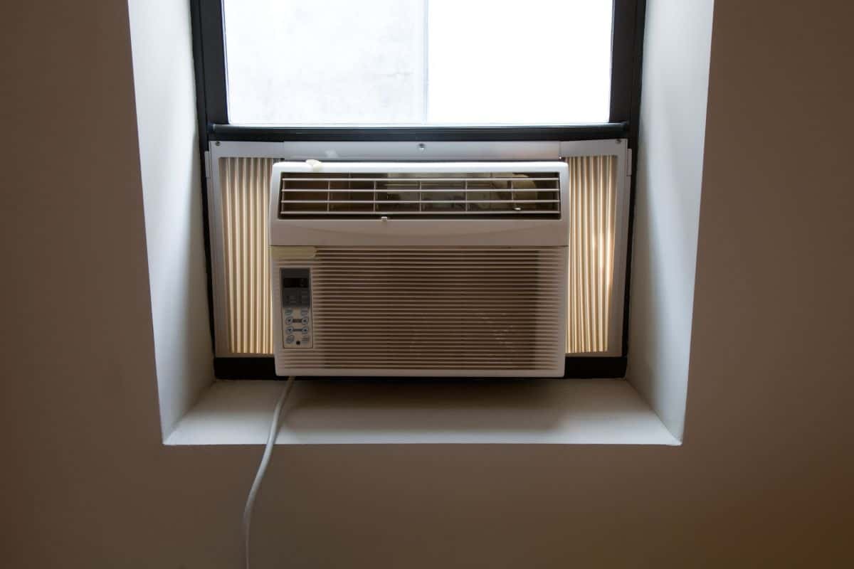 Can You Leave A Window Air Conditioner On 24/7?