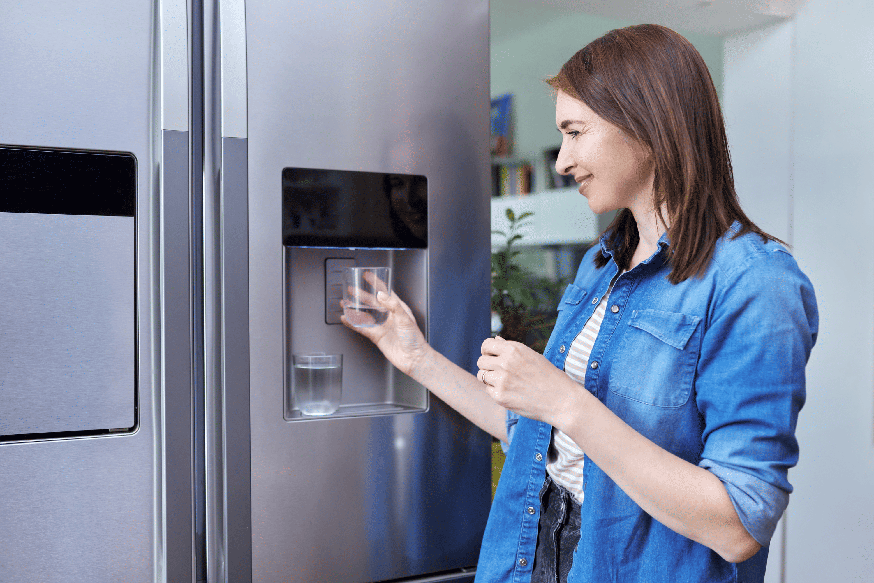 What Do Refrigerator Water Filters Filter Out: Key Contaminants Explained